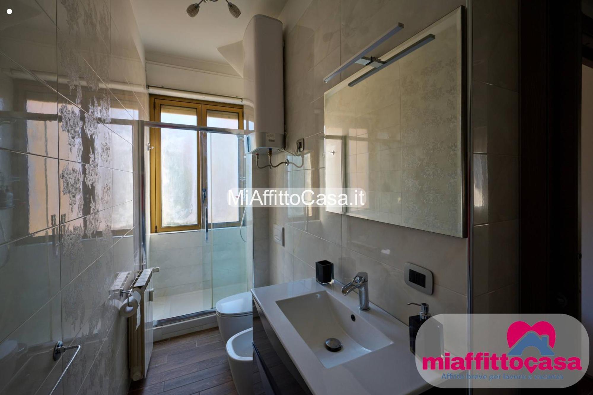 Wissam'S Red Kitchen Apartment Milan Exterior photo